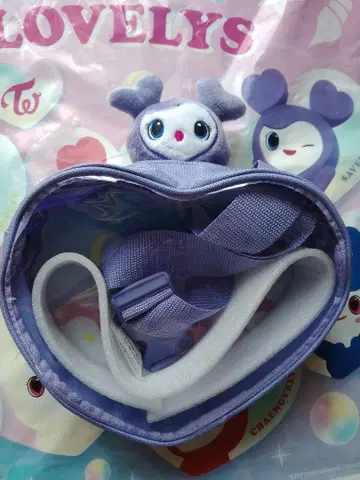 TWICE LOVELYS 뿅!큥 바디백 사나 보라색