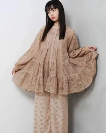 메리제니 레이스풍 긴팔 튜닉