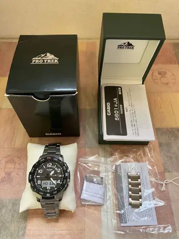 거의 새상품 컨디션 최상 카시오 프로트렉 PRO TREK PRT-B50