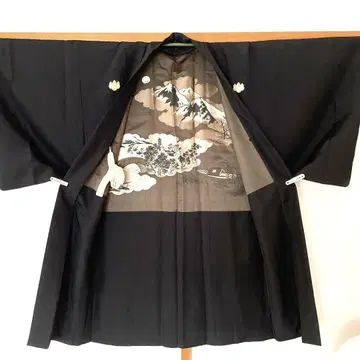 블랙 겉옷 산과 구름 안감 (겉옷 끈 포함)