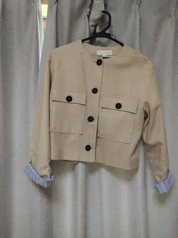 ZARA 숏 기장 노카라 자켓 베이지 새상품