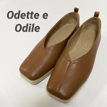 오데뜨 앤 오딜 플랫슈즈