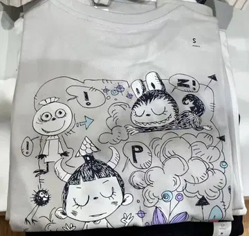 유니클로 팝마트 더 몬스터즈 라부부 T셔츠 라이트 그레이 S