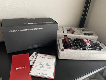 AUTOart NISSAN R390 GT1 #23 LEMANS 1997