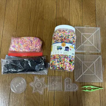 펄러비즈 세트 다색 비즈 (블랙, 형광)와 플레이트, 핀셋