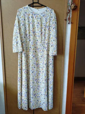 KEITH 꽃무늬 긴팔 롱 원피스