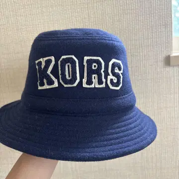 마이클코어스 버킷햇