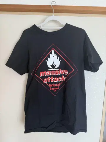 massive attack 티셔츠 블랙