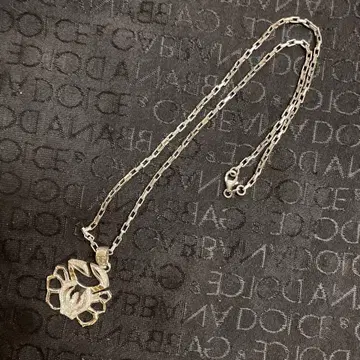 D&G 게 모티브 목걸이 실버 925 각인 포함, 저렴한 가격