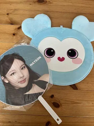 TWICE THIS IS FOR 부채, 부채 커버 2점 세트