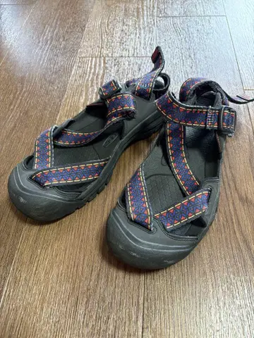 KEEN 샌들 26.0cm