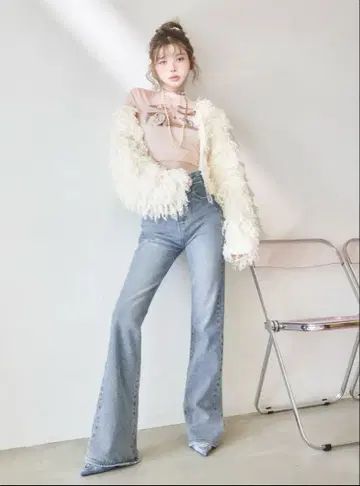 미사용 새상품 Darich 세미 플레어 데님 팬츠 S