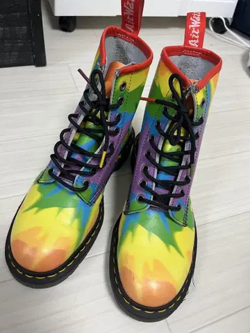 Dr.martens uk7 컬러풀 타이다이풍