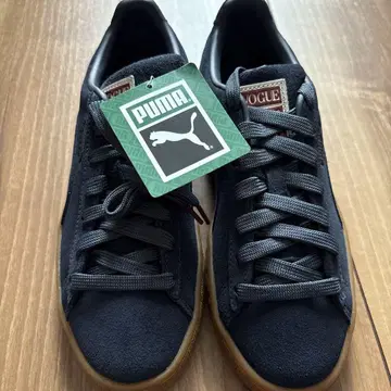 PUMA 스니커즈