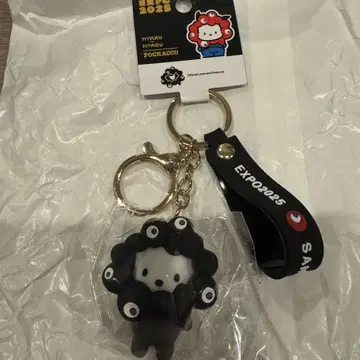 간사이 오사카 엑스포 블랙 먝먝 산리오 키링 입체 포차코 코스프레