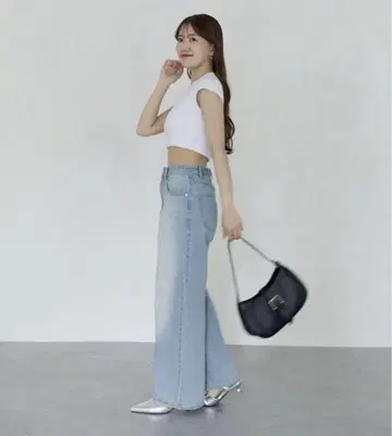 [ Yuna 기획 ] 하이웨스트 스트레이트 데님 팬츠 하자품