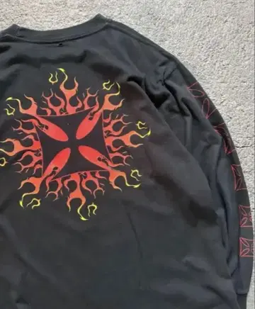 00's fashion victim Sin city choppersTee