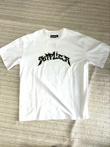 SUPPLIER 그래픽 티셔츠 화이트