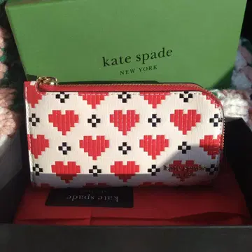 새상품급 katespadenewyork 발렌타인 모델 완판 인기 상품