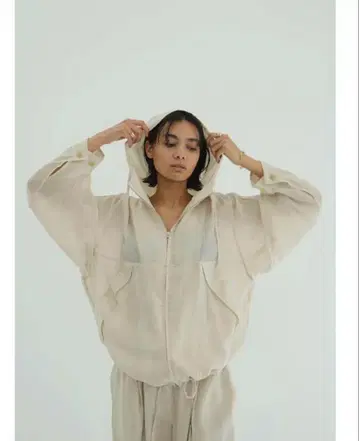 CLANE SHEER AIRY ZIP HOODIE