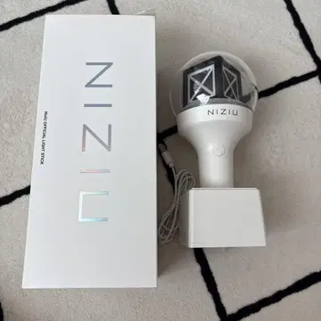 NiziU 응원봉 공식