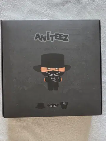 ANITEEZ HALATEEZ OUTFIT JJONbear