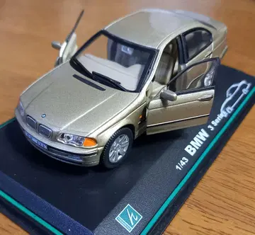중고차 모형 BMW 3 시리즈 1/43 스케일 골드