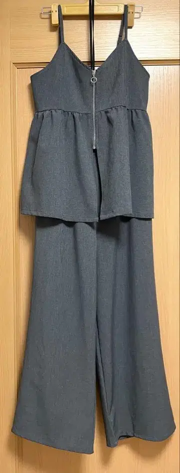 다크 그레이 올인원 지퍼