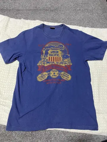 UNION PACIFIC T셔츠 파랑