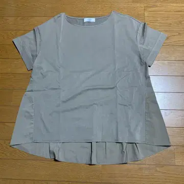 새상품급 J프레스 베이지 반팔 페플럼 튜닉 심플 모카 13