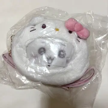 치이카와 산리오 콜라보 미니백 헬로키티
