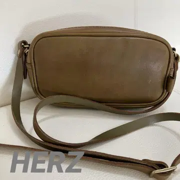 HERZ 가죽 숄더백 그린