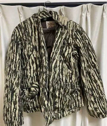 텐더 로인 TENDERLOIN 다운 자켓 카모플라쥬 카모플라쥬