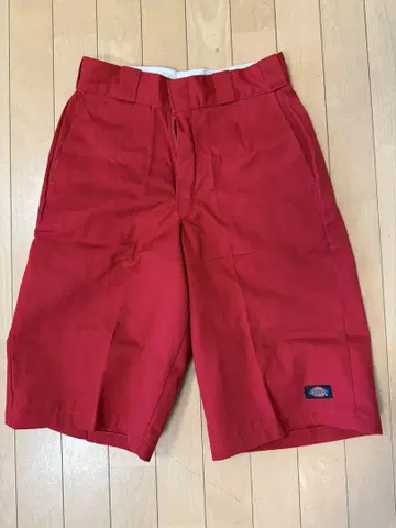 Dickies 루즈핏 하프 팬츠 레드