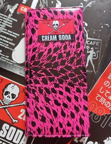 [새상품] Cream Soda 크림소다 레오파드 무늬 지갑 네온 핑크