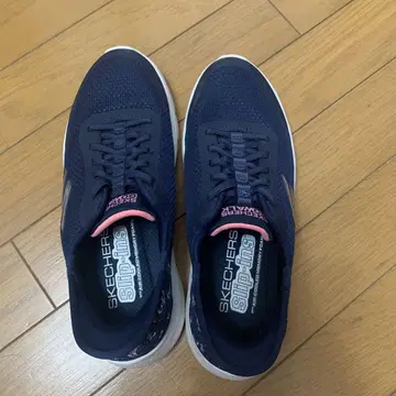 SKECHERS Slip-Ins 네이비 스니커즈