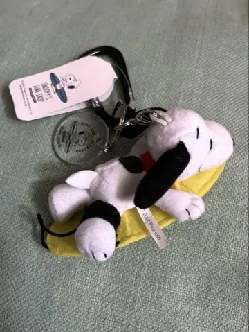 SNOOPY'S SURF SHOP 조 서퍼 마스코트 키링