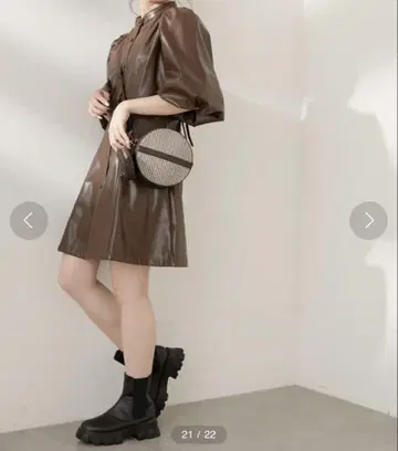 파우치 포함 서클 미니 숄더 백