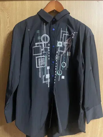 슈퍼 레이디 야마모토 간사이 기하학 패턴 자수 블랙 긴팔 셔츠