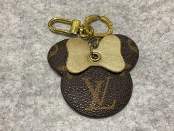 LV 키링