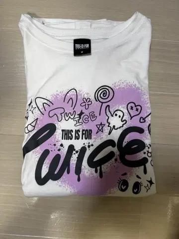 this is for TWICE 티셔츠 M 사이즈