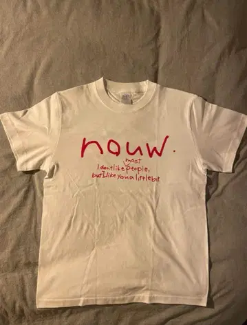 nouw 티셔츠