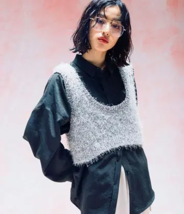 새상품 LEPSIM 3.5 게이지 팬시 얀 베스트