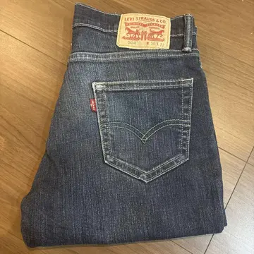 새상품급 LEVI'S 504 W30 L32 데님