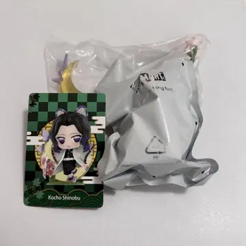 POP MART 귀멸의 칼날 생일꽃 시리즈