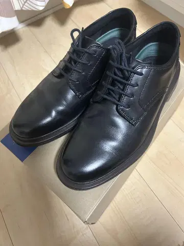 Clarks Burchill Derby