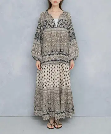 sara mallikaCOTTONBORDERPRINT LONG DRESS