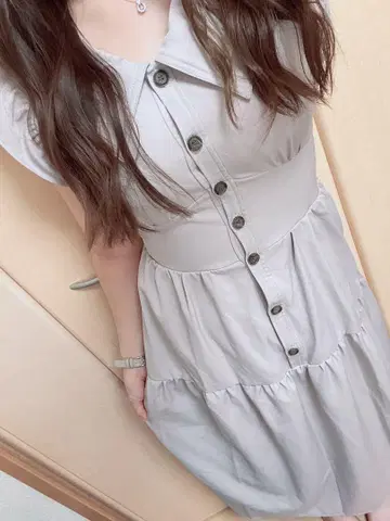 INGNI BIG 카라 프릴 티어드 원피스