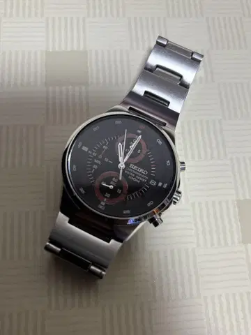 SEIKO 크로노그래프 V657-0A10 손목시계 쿼츠 배터리 방전