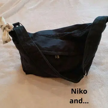 Niko and - 원 숄더백 BLACK 리본 포함